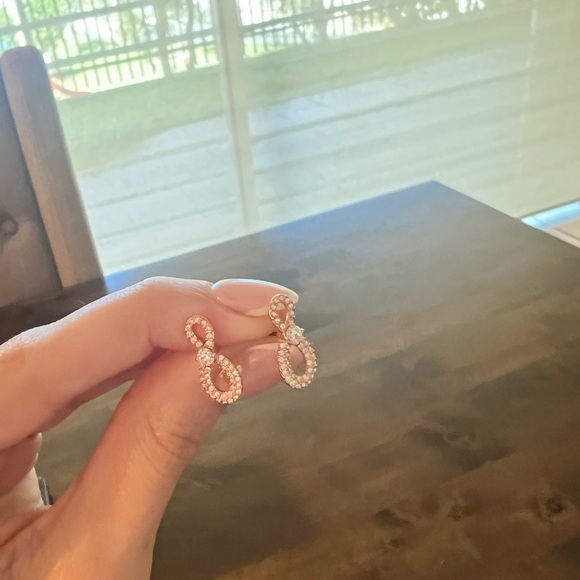 NEW Authentic Swarovski Infinity Mini Pierced Earrings Rose gold - Picture 4 of 4